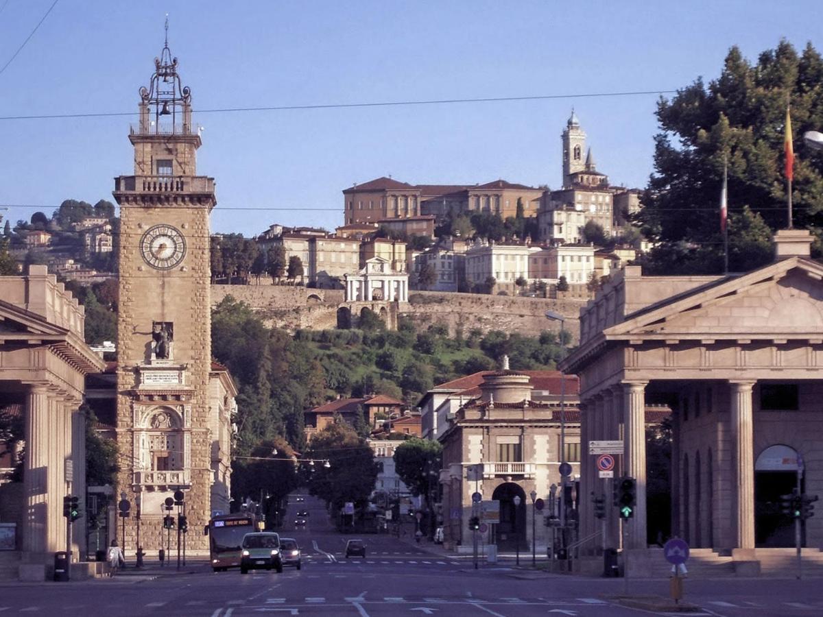 贝尔加莫 贝加莫15号旅馆酒店 外观 照片 The Piazza Garibaldi