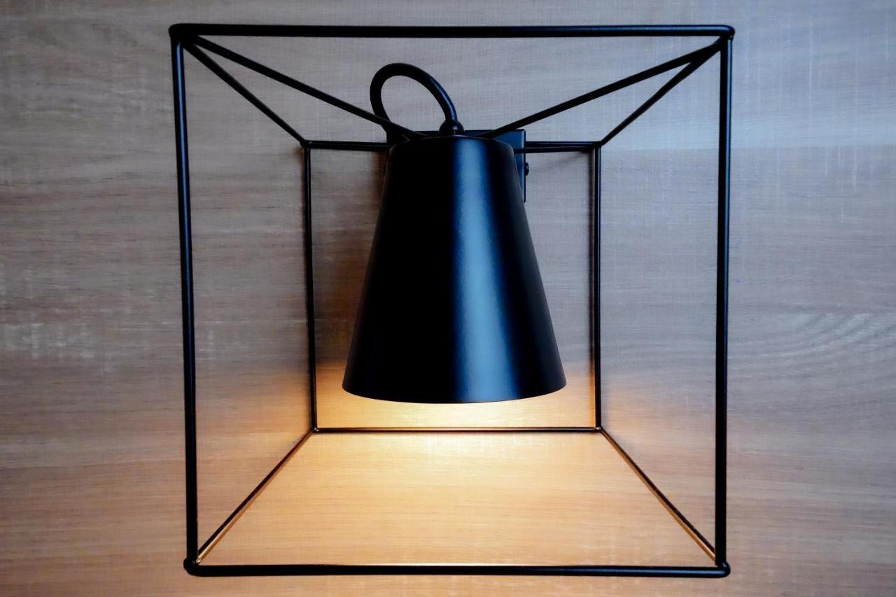 贝尔加莫 贝加莫15号旅馆酒店 外观 照片 A wall lamp